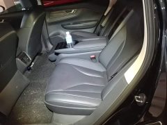 Hongqi E-QM5 2021 Charging Didi Edition - фото 13