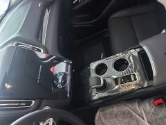 Ora Hongqi HS3 PHEV 125km, 2 million units commemorative edition - фото 10