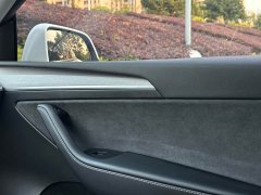Tesla Model Y long-range all-wheel drive version - фото 15