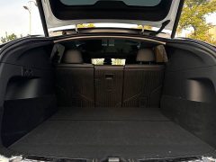 Tesla Model Y long-range all-wheel drive version - фото 6