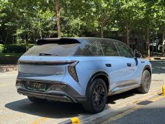 Hongqi Tiangong 08 730 Max rear-wheel drive version - фото 7