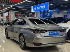 Lexus ES 200 Premium Edition - фото 4