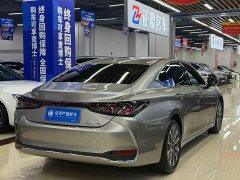 Lexus ES 200 Premium Edition - фото 6