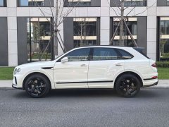 Bentley Bentayga 2022 4.0T V8 - фото 6
