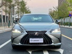Lexus ES 200 Excellence Edition - фото 2