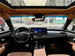Lexus ES 200 Excellence Edition - фото 4
