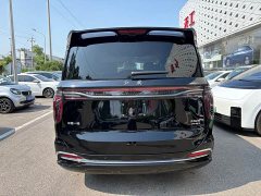 Hongqi HQ9 PHEV 2.0T four-wheel drive luxury version - фото 4