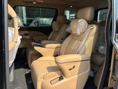 Hongqi HQ9 PHEV 2.0T four-wheel drive luxury version - фото 7