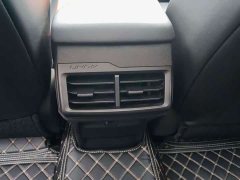 Changan UNI-V 2022 1.5T premium - фото 8