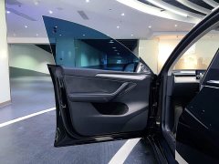 Tesla Model Y 2023 long-range all-wheel drive version - фото 12