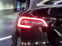 Tesla Model Y 2023 long-range all-wheel drive version - фото 15