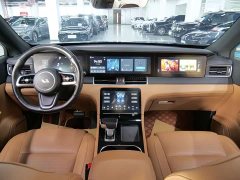 Li Auto Ideal ONE 2021 extended range 6-seater version - фото 14