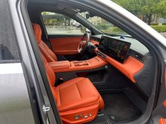 Hongqi HS6 PHEV 2026 220 four-wheel drive smart hybrid version - фото 15