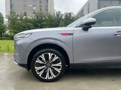 Hongqi HS6 PHEV 2026 220 four-wheel drive smart hybrid version - фото 4