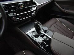 BMW 5 Series 530Li Leading M Sports Package - фото 10