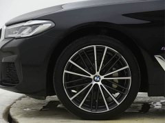 BMW 5 Series 530Li Leading M Sports Package - фото 5