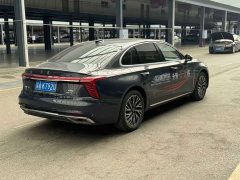 Hongqi H5 2023 2.0T automatic smart connected flag version - фото 9