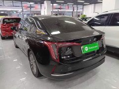 Hongqi E-QM5 560km PLUS - фото 5