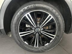Volkswagen Tiguan L 330TSI automatic two-wheel drive comfort version - фото 13