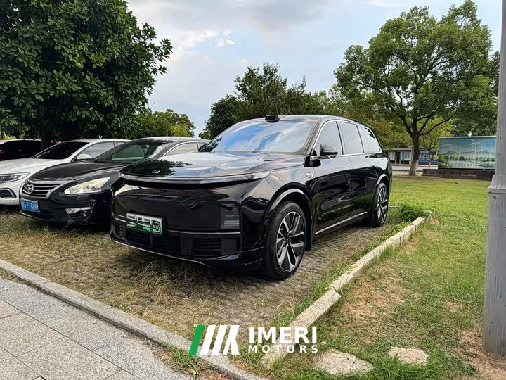 Li Auto Ideal L9 2022 Max - автомобиль из Китая