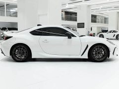 Subaru BRZ 2.4L manual version EyeSight STI Sport - фото 4