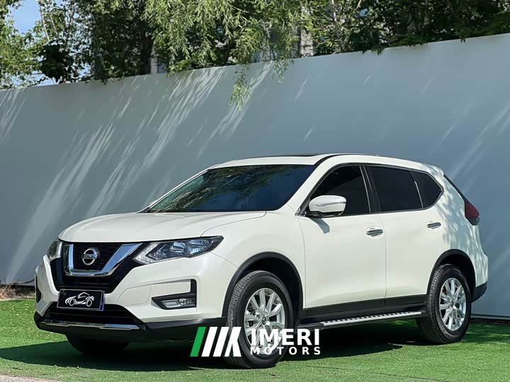 Nissan X-Trail 2.0L 2WD Intelligent Comfort Edition - автомобиль из Китая