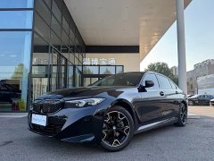 BMW i3 2026 eDrive 40L Night Package - фото 2