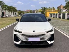 Changan UNI-V 1.5T premium - фото 2