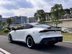 Changan UNI-V 1.5T premium - фото 8