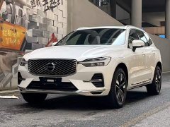 Volvo XC60 2026 B5 four-wheel drive Zhiyuan Deluxe Edition - фото 1