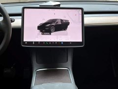 Tesla Model Y rear-wheel drive version - фото 12