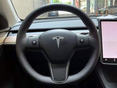 Tesla Model Y rear-wheel drive version - фото 13