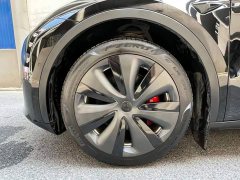 Tesla Model Y rear-wheel drive version - фото 6