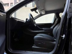 Tesla Model Y rear-wheel drive version - фото 9