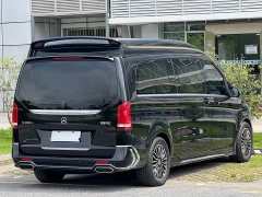 Mercedes-Benz V-Class 2022 V 260 L Long Wheelbase Premium Edition - фото 4