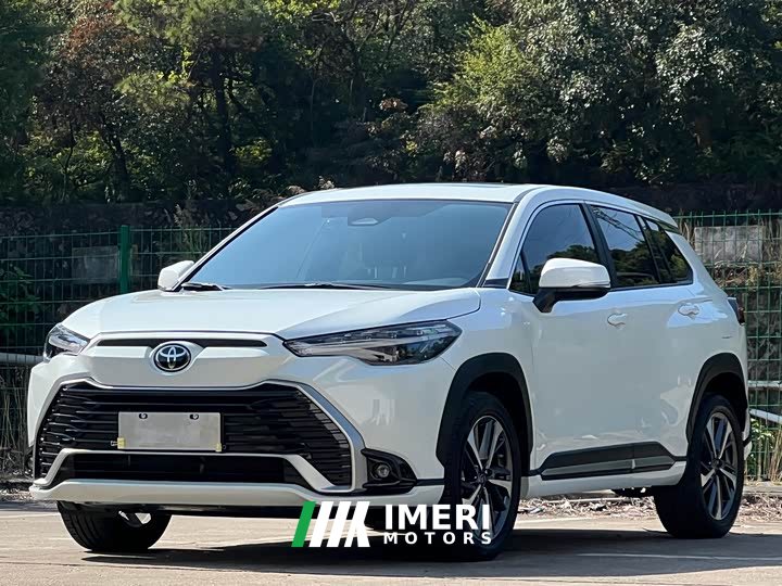Fenglanda 2.0L CVT sports version