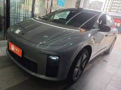 Li Auto Ideal i6 2025 two-wheel drive standard version - фото 1
