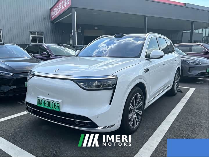 AITO Wenjie M8 extended range Max version 37kWh 6-seater version (192-line lidar) - автомобиль из Китая