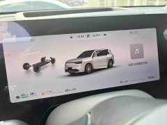 AITO Wenjie M8 extended range Max version 37kWh 6-seater version (192-line lidar) - фото 2