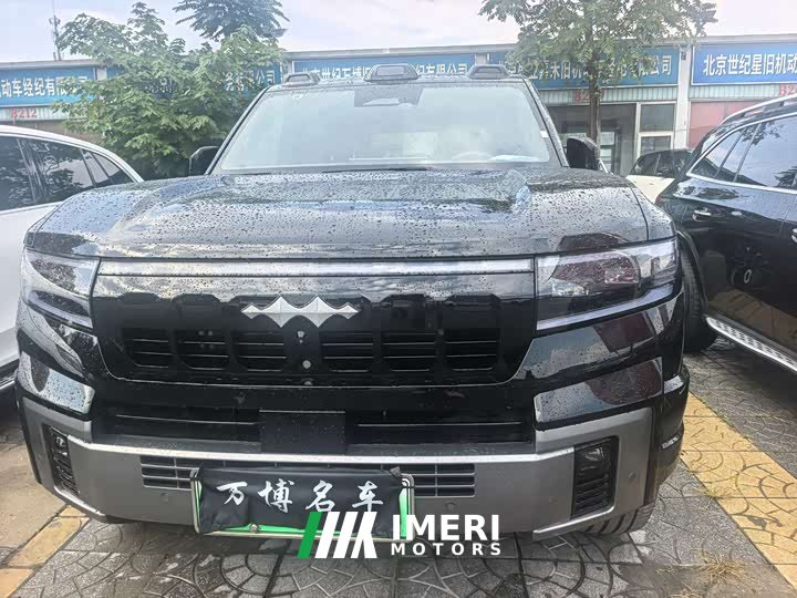 Fangchengbao Leopard 8 Flash Charging Six-Seater Version - автомобиль из Китая