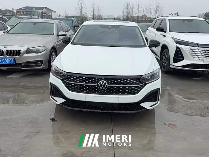 Volkswagen Lavida 280TSI DSG Starry Sky Eternal Edition - автомобиль из Китая
