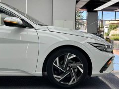 Hyundai Elantra 1.5L CVT TOP flagship version - фото 8