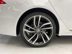 Jaguar XFL 2.0T P300 four-wheel drive flagship sports gold version - фото 11