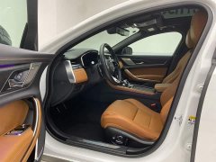 Jaguar XFL 2.0T P300 four-wheel drive flagship sports gold version - фото 17