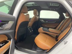 Jaguar XFL 2.0T P300 four-wheel drive flagship sports gold version - фото 19