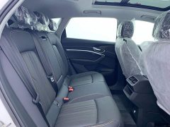 Audi e-tron 2021 50 quattro luxury - фото 15
