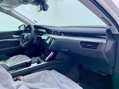 Audi e-tron 2021 50 quattro luxury - фото 18
