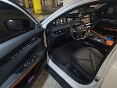 Changan UNI-V 2022 1.5T premium - фото 14