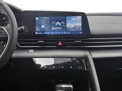 Hyundai Elantra 1.5L CVT LUX Premium Edition - фото 12