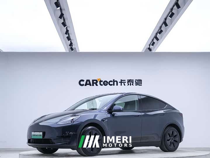 Tesla Model Y rear-wheel drive version